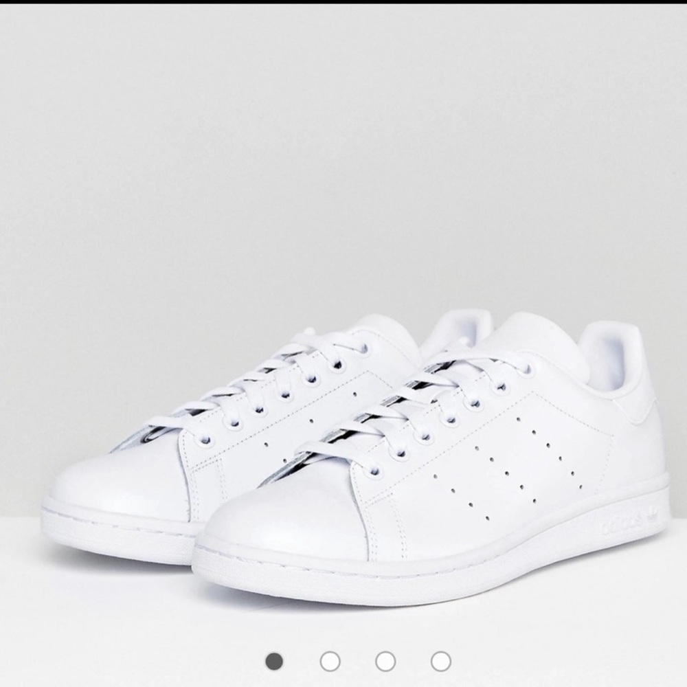 Brand new White Adidas Stan Smith sneakers